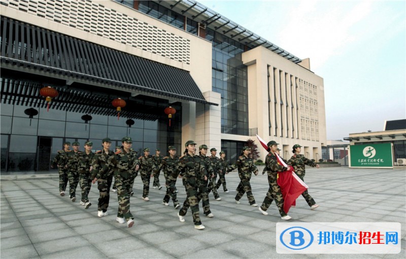 吉安職業(yè)技術(shù)學(xué)院?jiǎn)握谐煽?jī)查詢(xún)時(shí)間