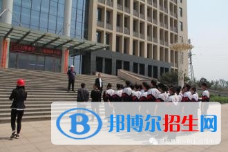 靈石縣第一職業(yè)高級中學招生辦聯(lián)系電話