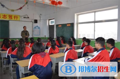 五臺縣職業(yè)中學2019年報名條件、招生對象