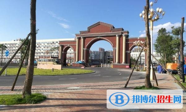 銅仁中專學校考本科