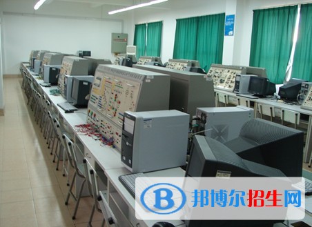 內(nèi)江中專學校畢業(yè)是什么學歷