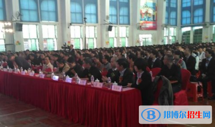 佛山順德區(qū)容桂職業(yè)技術(shù)學校招辦聯(lián)系電話