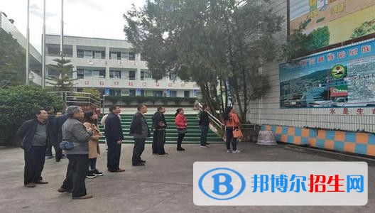 平定縣高級(jí)職業(yè)中學(xué)校招生辦聯(lián)系電話(huà)