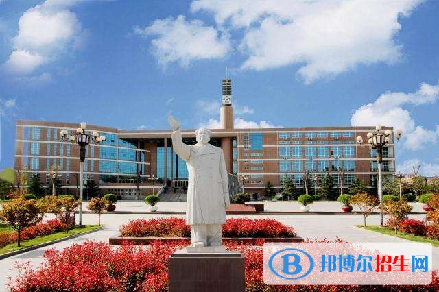 鄭州職業(yè)技術(shù)學(xué)院單招報(bào)名時(shí)間