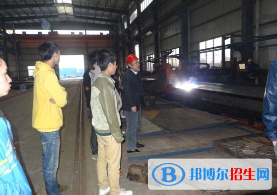 樂(lè)山中專學(xué)校哪個(gè)專業(yè)最好