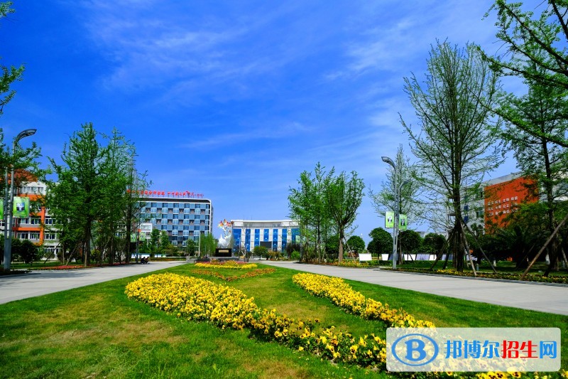 成都鐵路衛(wèi)生學校五年制大專招生要求