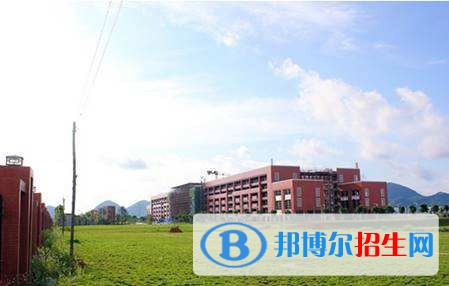 廣西藍天航空職業(yè)學(xué)院單招報名條件