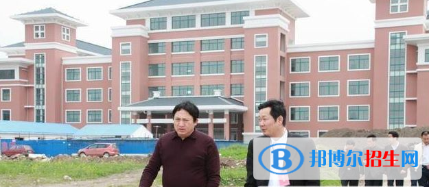 雅安女生讀什么中專學校