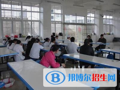 銅川高中女生讀什么中專學(xué)校好