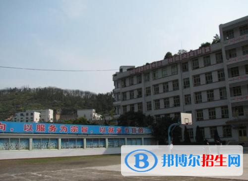 四川珙縣職業(yè)技術(shù)學(xué)校2019年報名條件、招生對象