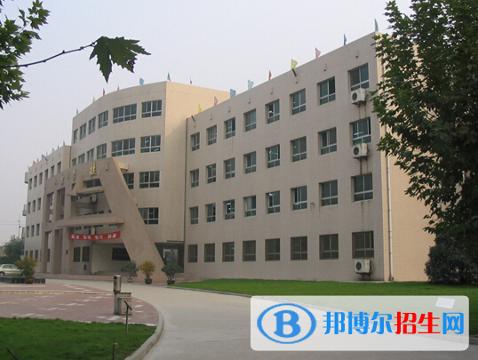 南京機電技術(shù)學(xué)校2