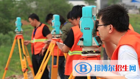 涼山州職業(yè)技術學校2019年報名條件、招生對象