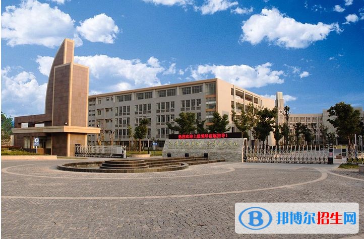 南通初中畢業(yè)上中專學校好嗎