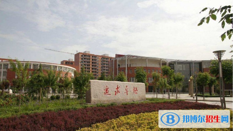 渭南讀中專學?？梢钥即髮W嗎