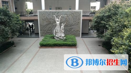 成都成醫(yī)一附院護士學(xué)校網(wǎng)站網(wǎng)址