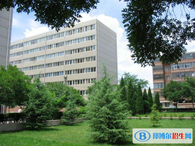 蘭州讀中專學校要分數(shù)嗎