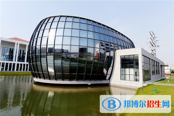江蘇省吳江中等專業(yè)學校3
