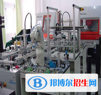 河北中學畢業(yè)讀什么中專學校