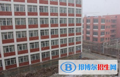 新疆職業(yè)大學(xué)單招2019年單獨(dú)招生報(bào)名條件、招生要求、招生對(duì)象