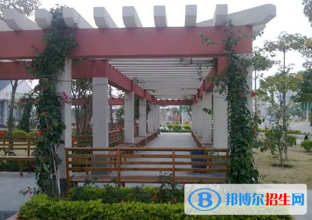 泉州醫(yī)學(xué)高等?？茖W(xué)校2