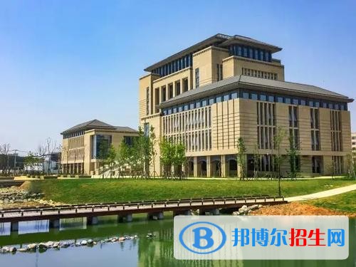 浙江東方職業(yè)技術(shù)學(xué)院五年制大專(zhuān)2019年報(bào)名條件、招生要求、招生對(duì)象