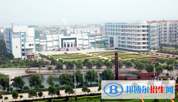 湖北職業(yè)技術(shù)學(xué)院五年制大專2020年報名條件、招生要求、招生對象