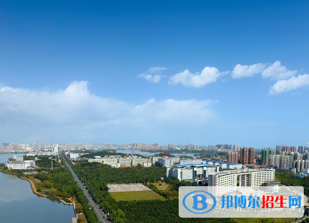 鄂州職業(yè)大學(xué)五年制大專(zhuān)