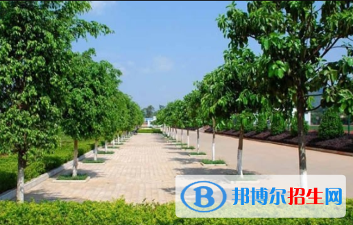 石屏縣職業(yè)高級中學2