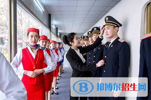 陜西女生在鐵路學校學什么好