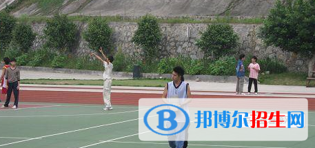 梧州衛(wèi)生學(xué)校2020年報(bào)名條件、招生要求、招生對象 