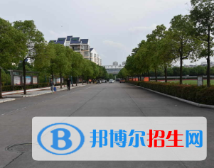 贛州華堅科技職業(yè)學校2020年招生辦聯(lián)系電話