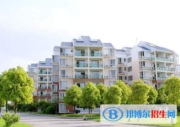 贛州華堅科技職業(yè)學校網(wǎng)站網(wǎng)址