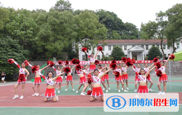 黃石藝術(shù)學(xué)校2020年報名條件、招生要求、招生對象