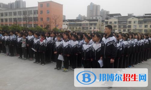 四川射洪恒立服裝學(xué)校2020年招生辦聯(lián)系電話