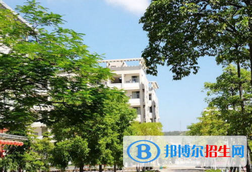 潮州職業(yè)技術(shù)學(xué)校2020年報名條件、招生要求、招生對象