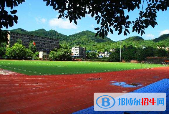 重慶2022年可以讀衛(wèi)校的大專學校