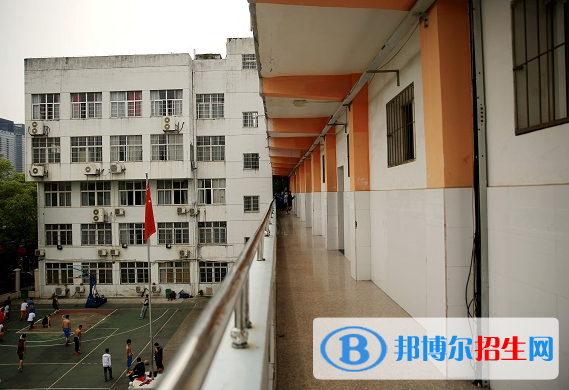 南昌體育運(yùn)動學(xué)校2020年報名條件、招生要求、招生對象