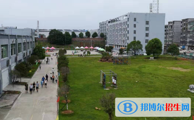 江西宜春工業(yè)技工學校2020年報名條件、招生要求、招生對象