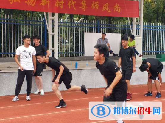 南京新港中等專業(yè)學(xué)校2020年報名條件、招生要求、招生對象