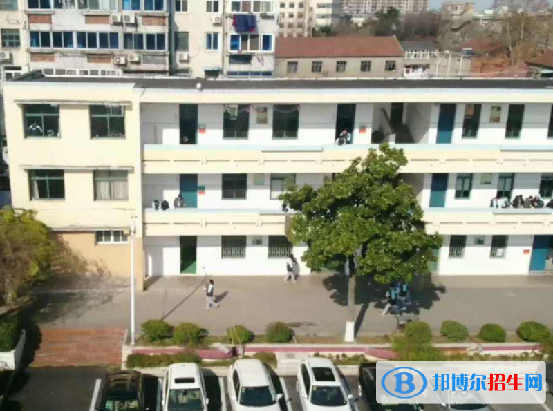 南京新港中等專業(yè)學(xué)校怎么樣、好不好