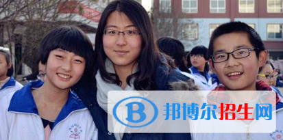 甘肅經(jīng)濟(jì)貿(mào)易學(xué)校2020年報(bào)名條件、招生要求、招生對(duì)象