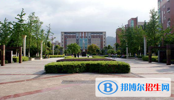 重慶南川隆化職業(yè)中學校2020年報名條件、招生要求、招生對象