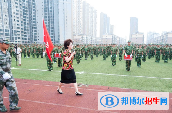 江西2020年男生學什么鐵路學校好
