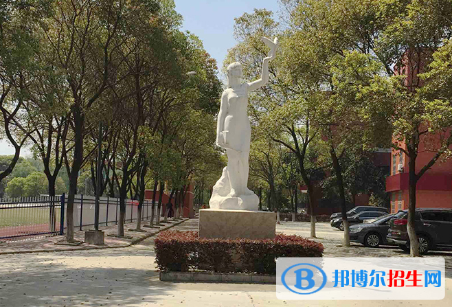 南昌保險(xiǎn)學(xué)校2020年報(bào)名條件、招生要求、招生對(duì)象