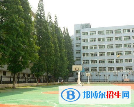 湖南2020年女生上鐵路學校學什么好