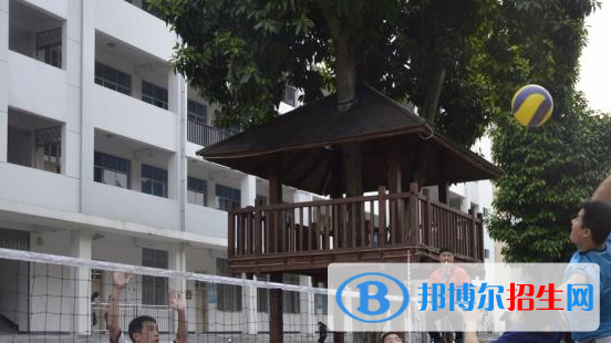 廣西右江民族商業(yè)學校2020年招生簡章 