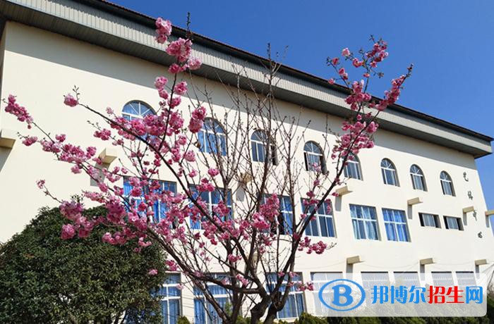 威信縣職業(yè)高級(jí)中學(xué)怎么樣、好不好