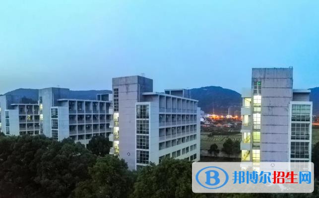 平陽縣職業(yè)中等專業(yè)學(xué)校怎么樣，好不好
