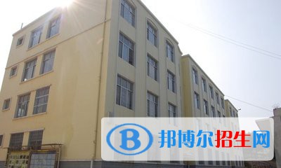 曲靖陸良縣職業(yè)技術(shù)學(xué)校2020年招生辦聯(lián)系電話