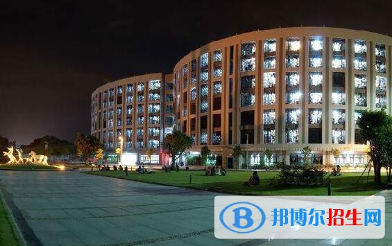貴陽白云職業(yè)技術(shù)學(xué)校2020年報(bào)名條件、招生要求、招生對(duì)象